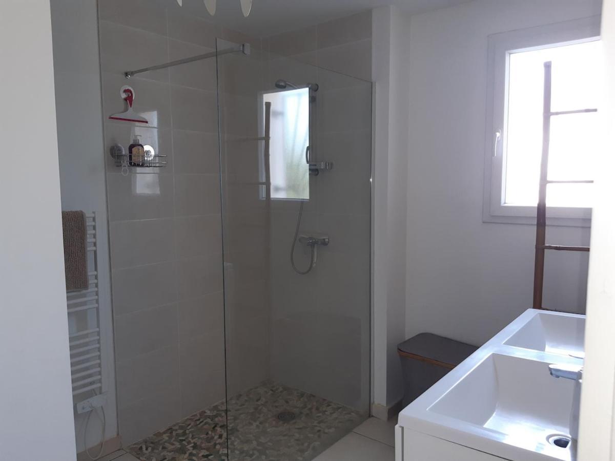 Maison Avec Vue Sur La Mer Et Avec Piscine A Fitou Exterior foto
